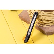 Cutter 18mm SK5 Deli Tools EDL003 (yellow) Cutter 18mm SK5 Deli Tools EDL003 (yellow)