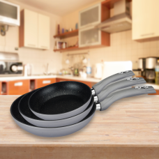 Royalty Line RL-FM3F: Marble Coating Forged Aluminum 3 Pieces Fry Pan Set Red Royalty Line RL-FM3F: Marble Coating Forged Aluminum 3 Pieces Fry Pan Set Red