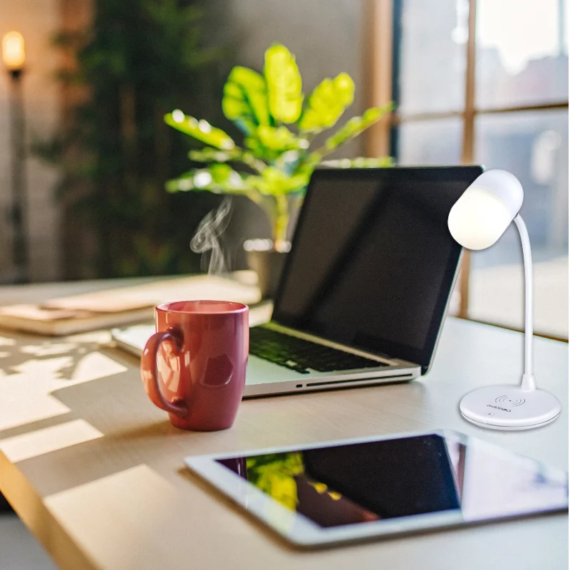 Grundig ED-72546: 3-in-1 LED Desk Lamp, Bluetooth Speaker and Wireless Charger Grundig ED-72546: 3-in-1 LED Desk Lamp, Bluetooth Speaker and Wireless Charger